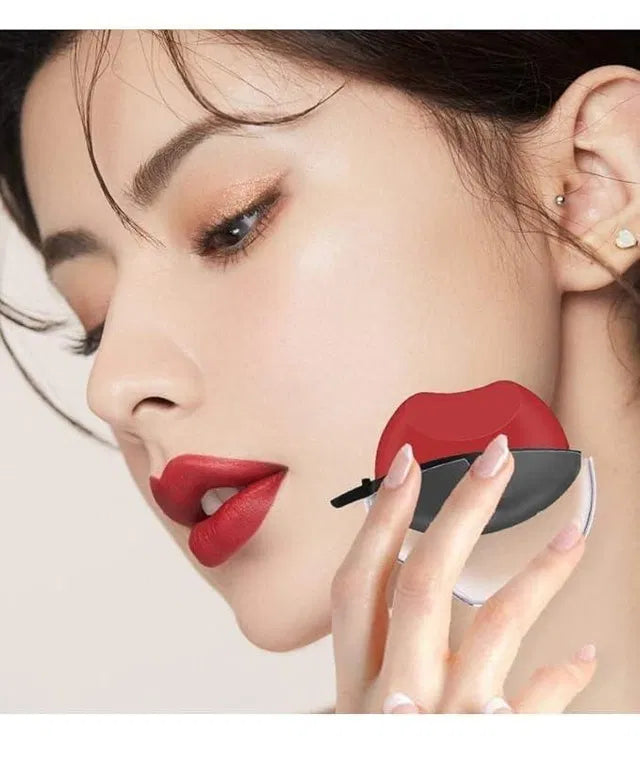 Rotating Lip Applicator